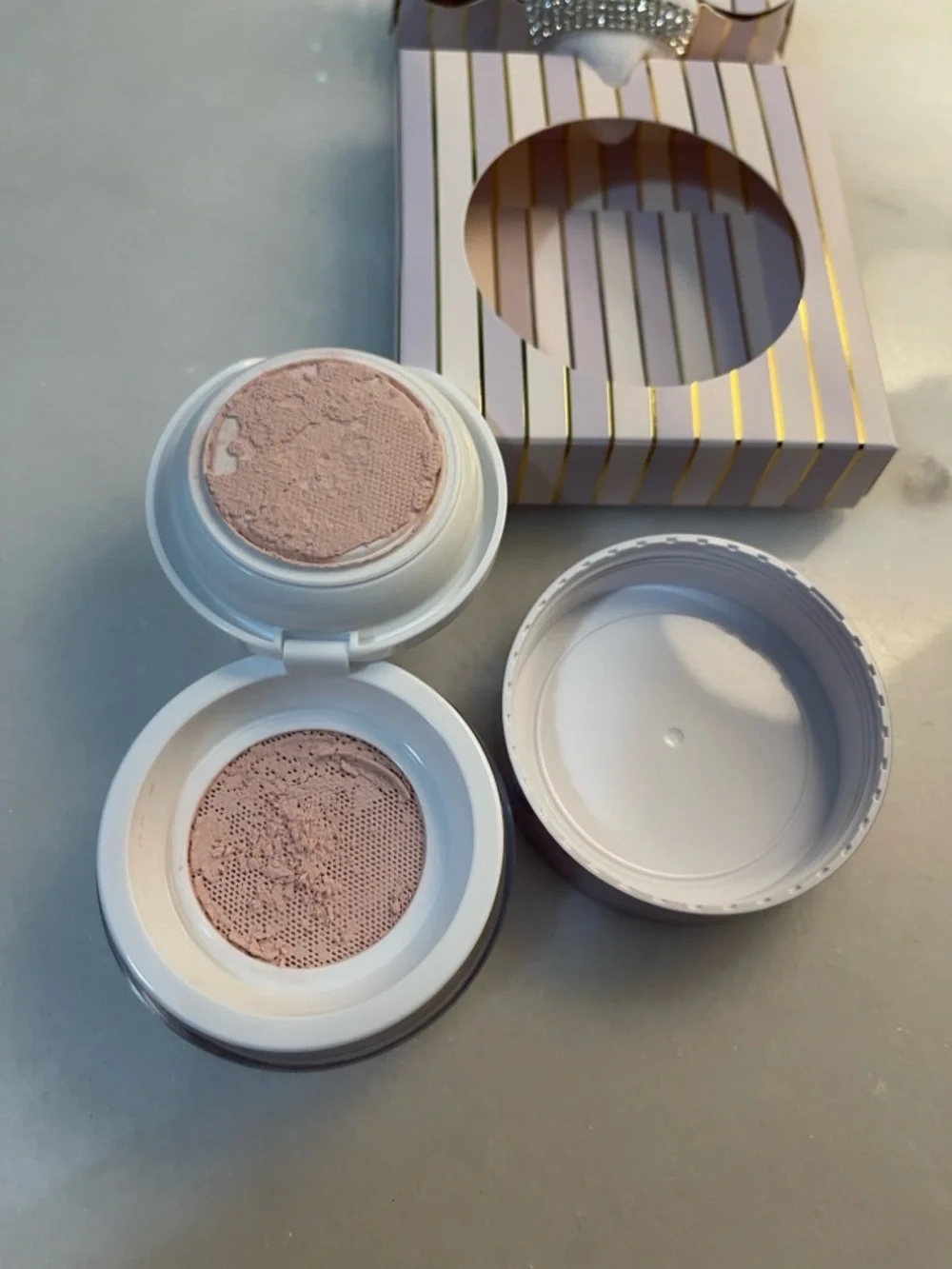 Tarte Compact pink setting powder with puff